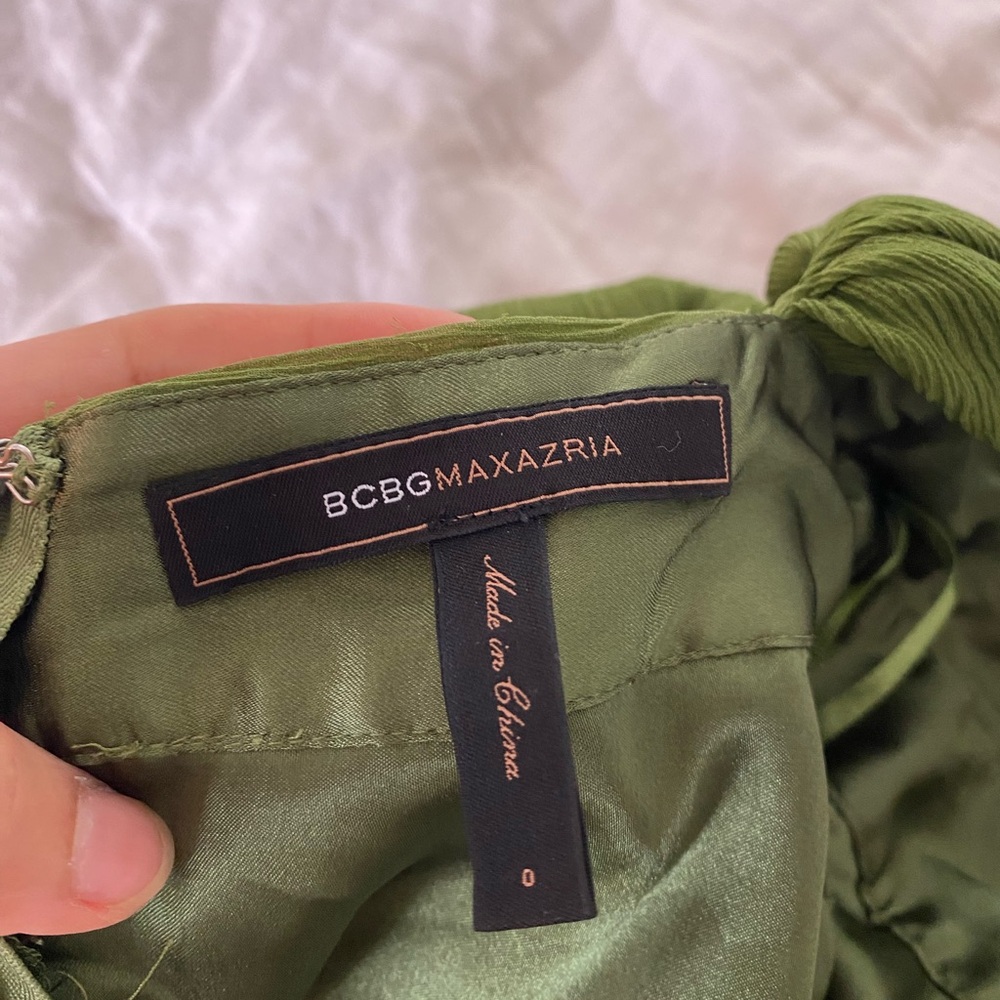 Elegant Green Maxi dress bcbgmaxazria - Picture 3 of 10
